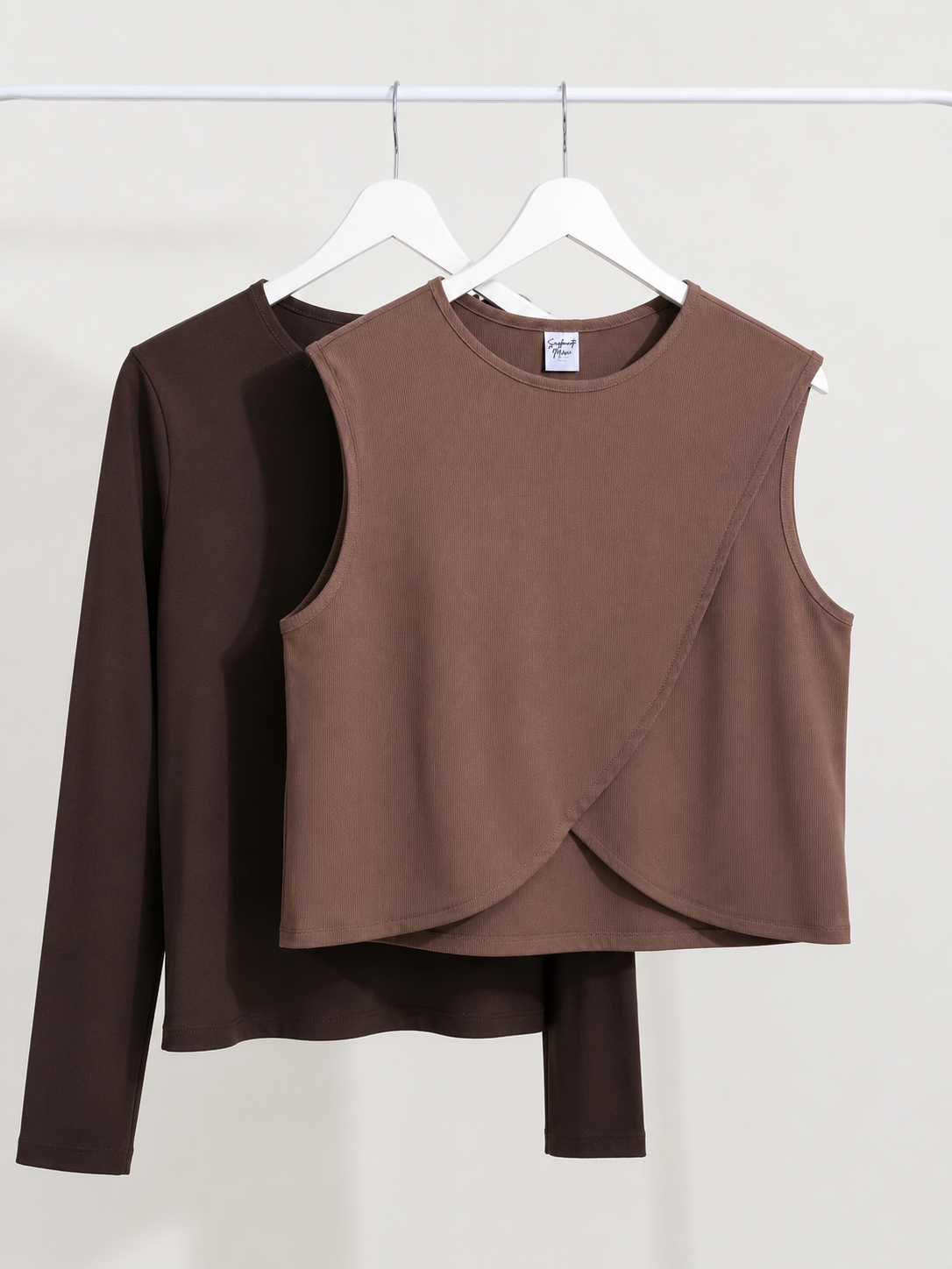 Polera Waves Sin Manga - Café